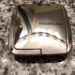 Hourglass Ambient Strobe Lighting Powder